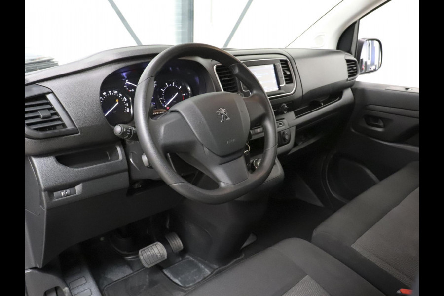 Peugeot Expert 2.0 145pk L3 Automaat Airco Navigatie Cruise control Trekaak 3 zits Carplay