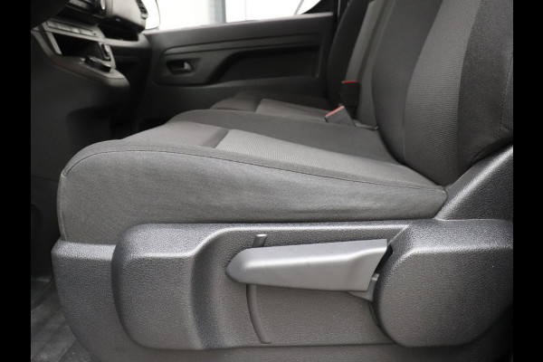 Peugeot Expert 2.0 145pk L3 Automaat Airco Navigatie Cruise control Trekaak 3 zits Carplay
