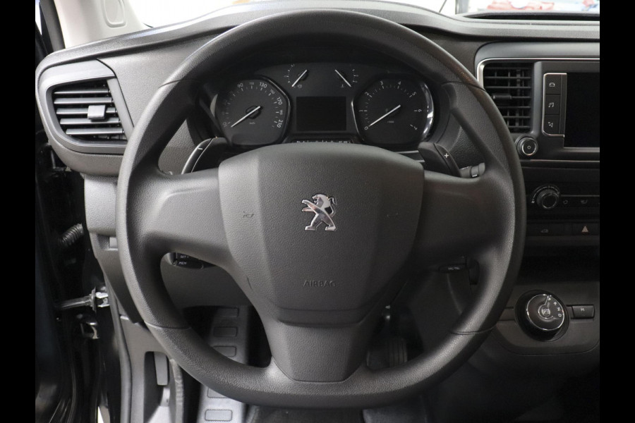 Peugeot Expert 2.0 145pk L3 Automaat Airco Navigatie Cruise control Trekaak 3 zits Carplay