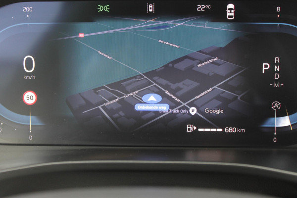 Volvo XC40 B4 211PK Automaat Plus Dark Google Infotainment / Semi elektrisch wegklapbare trekhaak / Verwarmbare voorruit / Harman Kardon Audio installatie / Elektrisch bedienbare voorstoelen