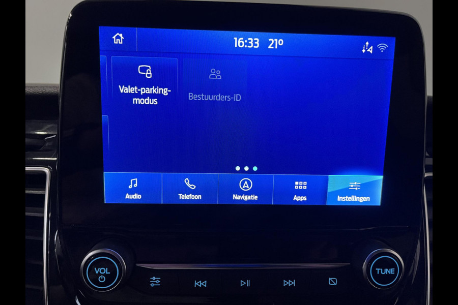 Ford Transit Custom 300 2.0 TDCI L2H1 Limited Dubbele cabine Navi| Airco| 2 Schuifdeuren | Trekhaak| PDC| Carplay| DAB| Ford Transit Custom 300 2.0 TDCI L2H1 Limited Dubbele cabine Navi| Airco| 2 Schuifdeuren | Trekhaak| PDC| Carplay| DAB|