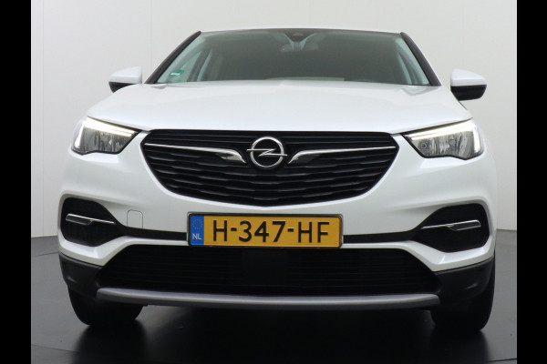 Opel Grandland X 1.2Turbo 131PK AUT-8 Navi Camera Apple Carplay Android Auto Ecc AGR-Comfort Stoel Cruise Control Business Executive DAB Elek.Achterklep 1e Eigenaar Dealeronderhouden Orig.NLse auto