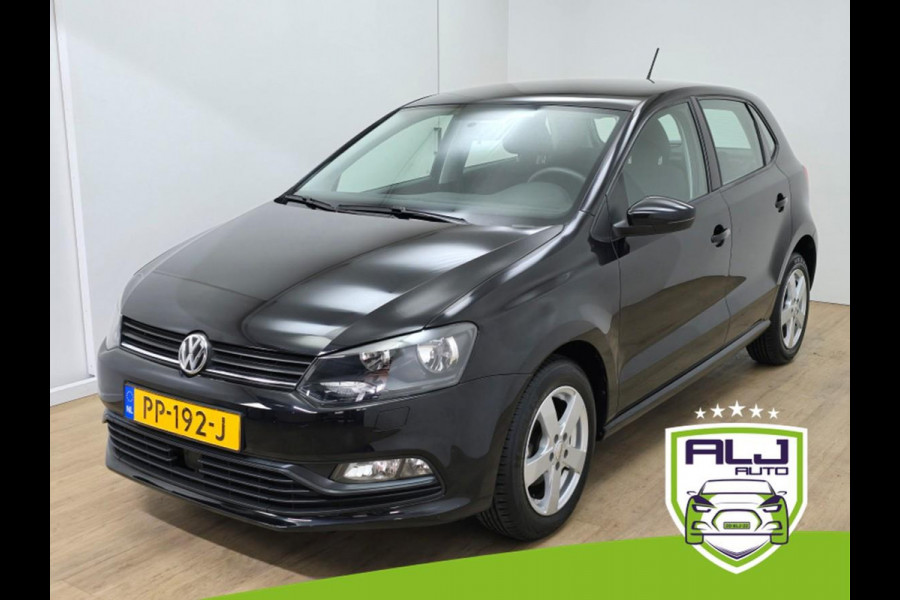 Volkswagen Polo Occasion 1.0 Business R met sportvelgen en bluetooth connecten | Tweedehands Volkswagen Polo zwart met airco | ALJ