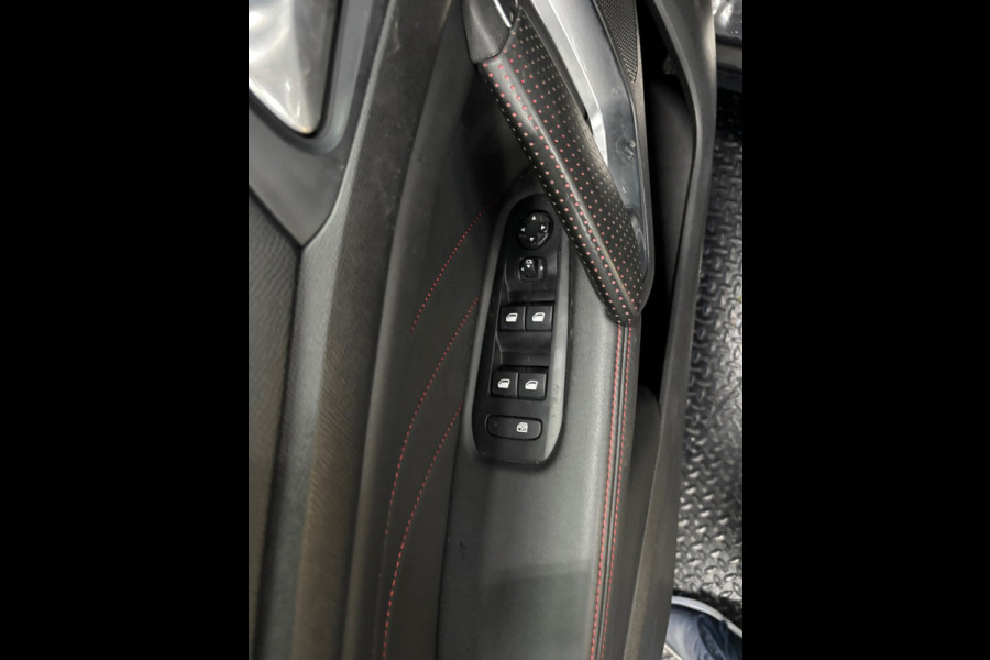 Peugeot 308 1.2 PureTech GT-line Navi | Clima | Camera | Cruise | Pano