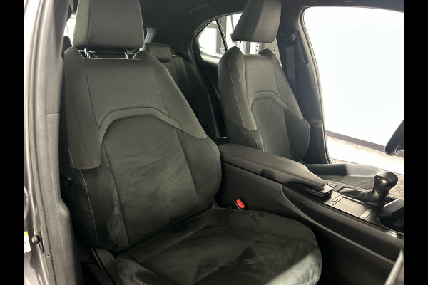 Lexus UX 250h Business Line | Adaptieve cruise control | Achteruitrijcamera | Hybrid!