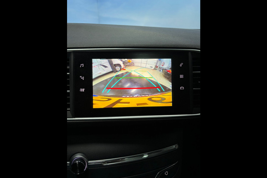 Peugeot 308 1.2 PureTech GT-line Navi | Clima | Camera | Cruise | Pano