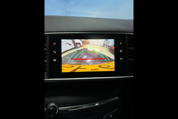 Peugeot 308 1.2 PureTech GT-line Navi | Clima | Camera | Cruise | Pano