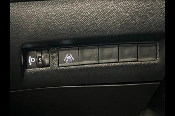 Peugeot 2008 1.2 PureTech 130pk Allure / Navi / Clima / LED / DAB