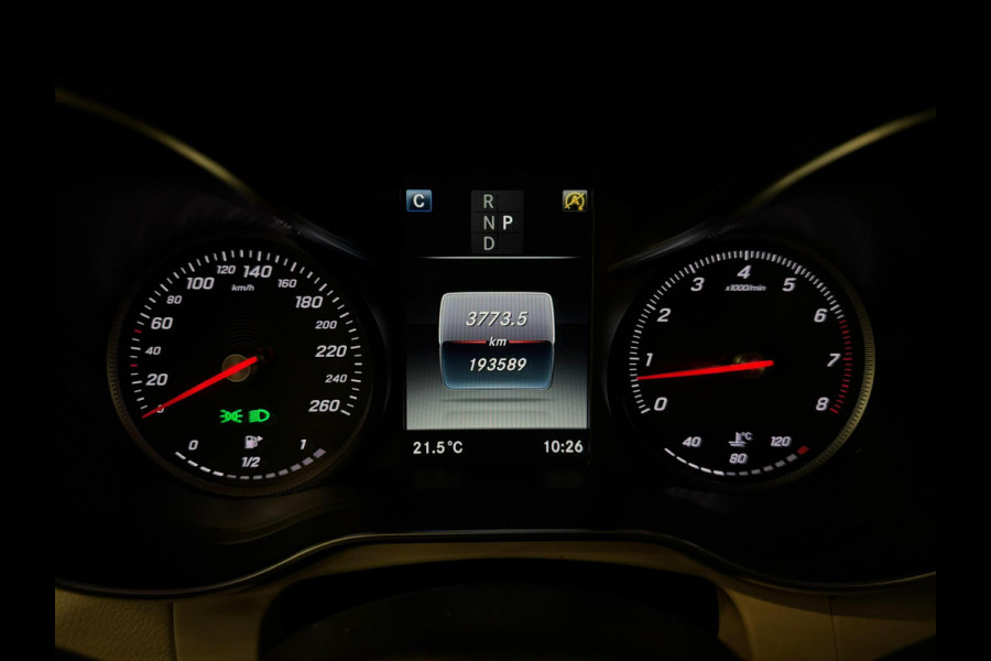 Mercedes-Benz GLC 250 4Matic / AMG / Pano / / Luchtvering / Memory