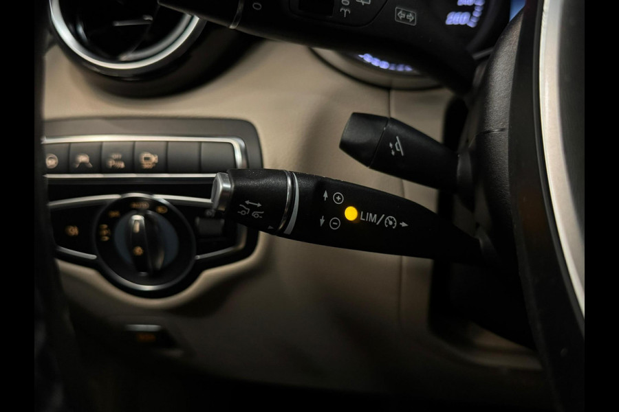 Mercedes-Benz GLC 250 4Matic / AMG / Pano / / Luchtvering / Memory