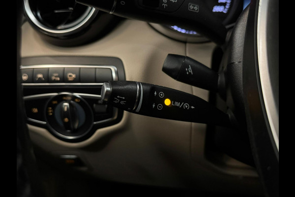 Mercedes-Benz GLC 250 4Matic / AMG / Pano / / Luchtvering / Memory