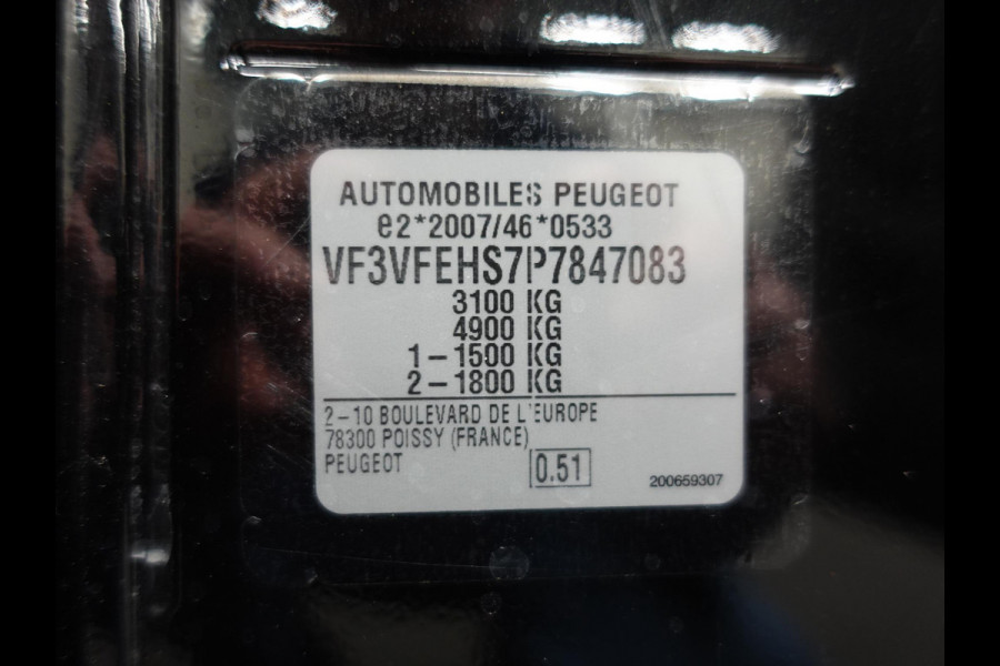 Peugeot Expert 2.0 BlueHDI 145 PK Airco Bluetooth Cruise Control Trekhaak Navigatie Carplay
