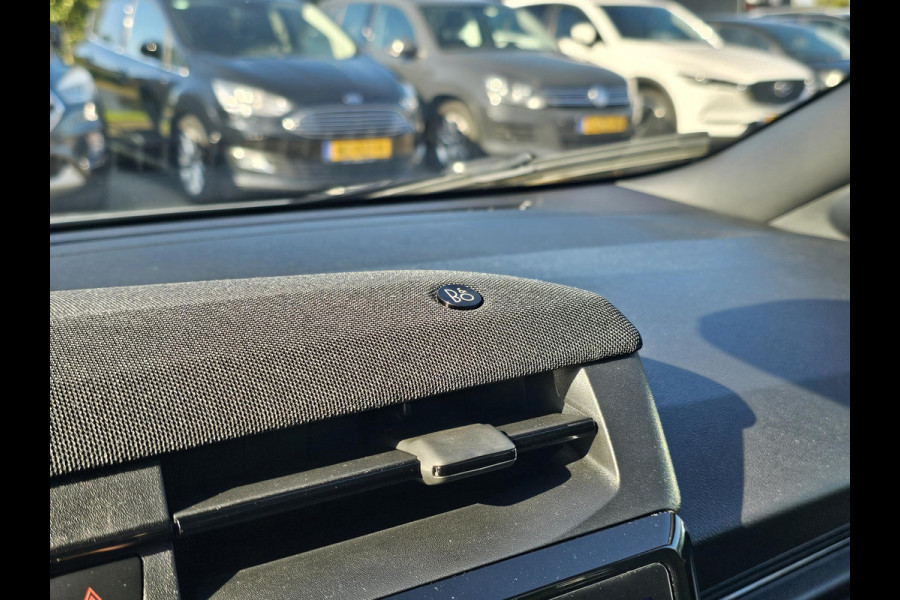 Ford Puma 1.0 EcoBoost Hybrid ST-Line X 155pk Automaat | Panoramadak | Afneembare trekhaak | Winter Pack | Adaptive cruise control | 360 graden camera | Bang&Olufsen | Elektrsiche achterklep | Matrix LED Ford Puma 1.0 EcoBoost Hybrid ST-Line X 155pk Automaat | Panoramadak | Afneembare trekhaak | Winter Pack | Adaptive cruise control | 360 graden camera | Bang&Olufsen | Elektrsiche achterklep | Matrix LED