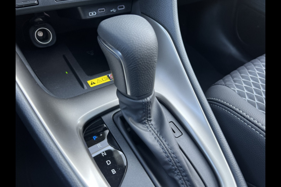 Mazda 2 Hybrid Homura Plus/navi/panoramadak/€3000,- voordeel