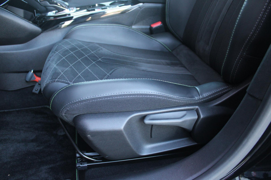 Peugeot 208 1.2 130PK AUTOMAAT GT PACK | PANORAMA DAK | ALCANTARA BEKLEDING | ACHTERUITRIJ CAMERA | ADAPTIVE CRUISE CONTROL | FULL LED KOPLAMPEN | 3-D INSTRUMENTENPANEEL | STOEL VERWARMING | 17" LICHTMETALEN VELGEN | ALL SEASON BANDEN | DODEHOEK DETECTIE | NAVIGATIE | APPLE CARPLAY/ANDROID AUTO | DAB+ RADIO |