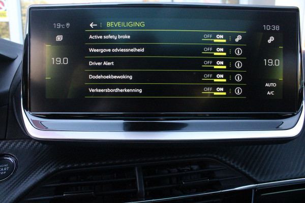 Peugeot 208 1.2 130PK AUTOMAAT GT PACK | PANORAMA DAK | ALCANTARA BEKLEDING | ACHTERUITRIJ CAMERA | ADAPTIVE CRUISE CONTROL | FULL LED KOPLAMPEN | 3-D INSTRUMENTENPANEEL | STOEL VERWARMING | 17" LICHTMETALEN VELGEN | ALL SEASON BANDEN | DODEHOEK DETECTIE | NAVIGATIE | APPLE CARPLAY/ANDROID AUTO | DAB+ RADIO |