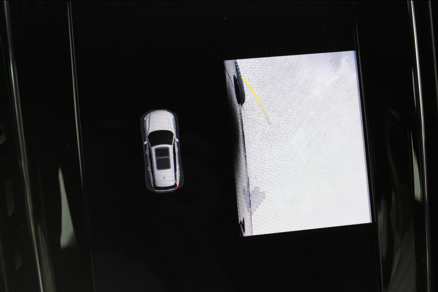 Volvo V60 T6 350PK Autm. Plug-in hybrid AWD Plus Dark Long Range / Google infotainment / Semi elekrisch wegklapbare trekhaak / Verwarmbare voorruit / Elektrisch bedienbare voorstoelen met geheugen / Verwarmbare voorstoelen