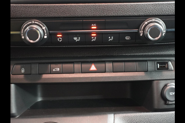 Opel Vivaro 2.0 BlueHDi 145PK L2 Automaat Trekhaak Apple carplay Cruise control Parkeersensoren