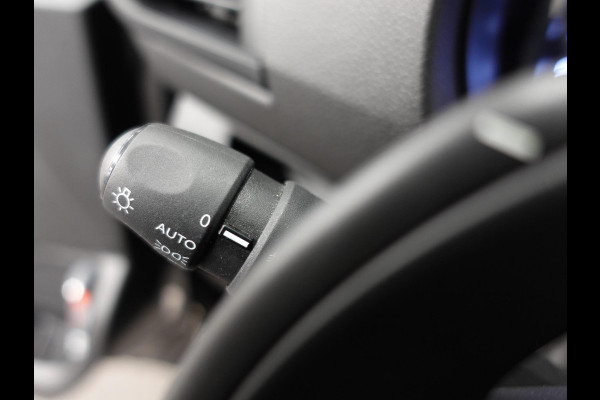 Peugeot Expert 2.0 BlueHDI 180 pk L3H1 Long Premium Automaat Navigatie Trekhaak Apple Carplay/ Android Auto Cruise control Airco Parkeersensoren