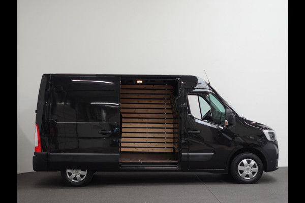 Renault Master T35 2.3 dCi 150PK L2H2 Energy Work Edition Airco Cruise Control Camera Navi PDCA Trekhaak