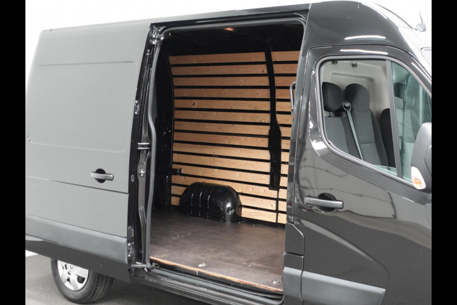 Renault Master T35 2.3 dCi 150PK L2H2 Energy Work Edition Airco Cruise Control Camera Navi PDCA Trekhaak