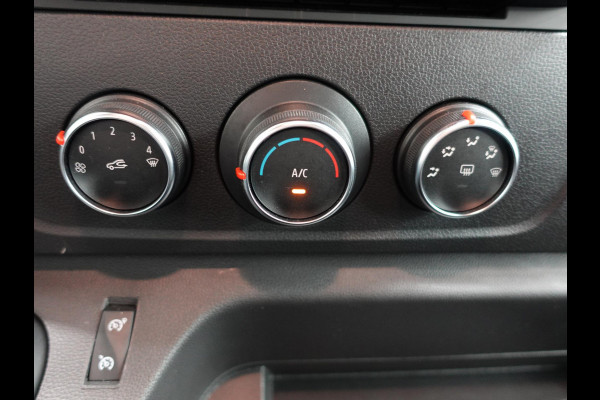 Renault Master T35 2.3 dCi 150PK L2H2 Energy Work Edition Airco Cruise Control Camera Navi PDCA Trekhaak
