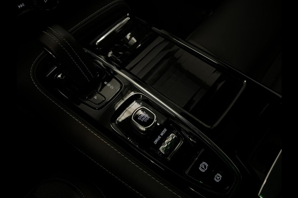 Volvo S60 2.0 Recharge T8 AWD R-Design / BTW / Harman / Trekhaak