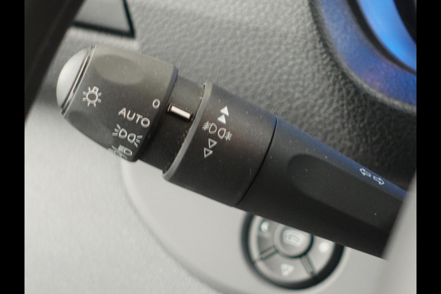 Opel Vivaro-e 75kWh L2H1 Innovation Automaat Cruise Control Airco Navi Camera 3-zits