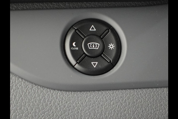 Opel Vivaro-e 75kWh L2H1 Innovation Automaat Cruise Control Airco Navi Camera 3-zits