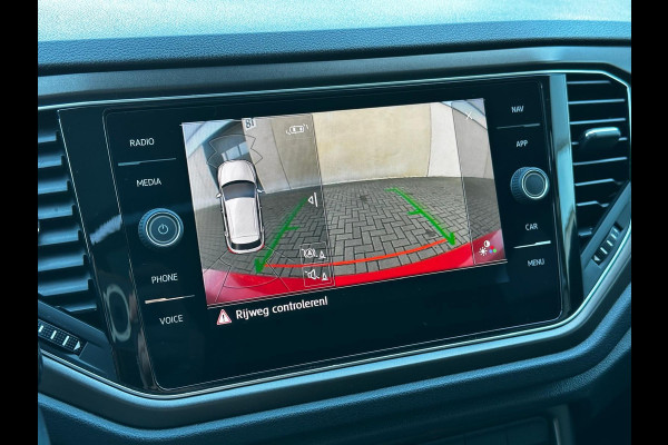 Volkswagen T-Roc 1.5 TSI Sport DSG Pano Camera Carplay LED