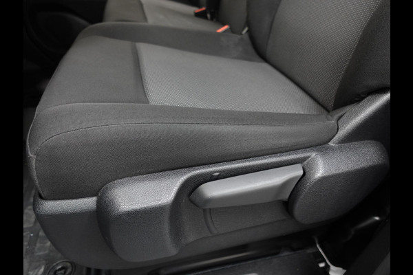 Opel Vivaro 2.0 BlueHDi 145PK L3 Automaat Sport-Edition Airco Bluetooth Cruise Control Navigatie Trekhaak Opel Vivaro 2.0 BlueHDi 145PK L3 Automaat Sport-Edition Airco Bluetooth Cruise Control Navigatie Trekhaak