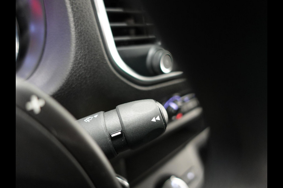 Opel Vivaro 2.0 BlueHDi 145PK L3 Automaat Sport-Edition Airco Bluetooth Cruise Control Navigatie Trekhaak Opel Vivaro 2.0 BlueHDi 145PK L3 Automaat Sport-Edition Airco Bluetooth Cruise Control Navigatie Trekhaak