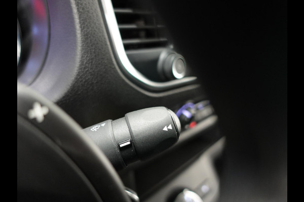 Opel Vivaro 2.0 BlueHDi 145PK L3 Automaat Sport-Edition Airco Bluetooth Cruise Control Navigatie Trekhaak Opel Vivaro 2.0 BlueHDi 145PK L3 Automaat Sport-Edition Airco Bluetooth Cruise Control Navigatie Trekhaak