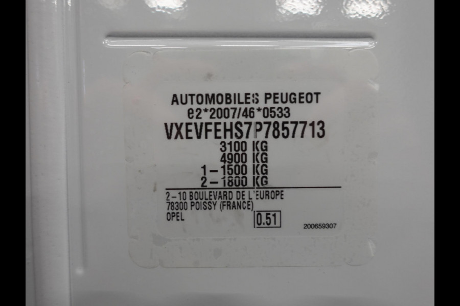 Opel Vivaro 2.0 BlueHDi 145PK L3 Automaat Sport-Edition Airco Bluetooth Cruise Control Navigatie Trekhaak Opel Vivaro 2.0 BlueHDi 145PK L3 Automaat Sport-Edition Airco Bluetooth Cruise Control Navigatie Trekhaak