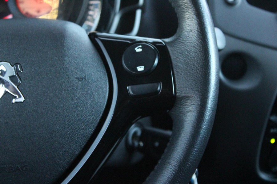 Peugeot 108 1.0 72PK e-VTi ACTIVE | AIRCO | BLUETOOTH AUDIO | AUX/USB AANSLUITING | LED DAGRIJVERLICHTING | MISTLAMPEN | GETINTE RUITEN |