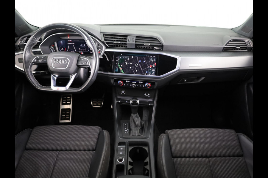 Audi Q3 35 TFSI S edition 150pk S-tronic | Navigatie | Keyless entry | Apple Carplay -/ Android auto | Parkeersensoren voor en achter