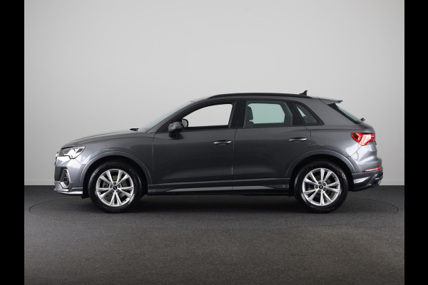 Audi Q3 35 TFSI S edition 150pk S-tronic | Navigatie | Keyless entry | Apple Carplay -/ Android auto | Parkeersensoren voor en achter
