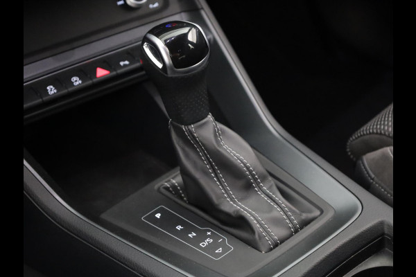 Audi Q3 35 TFSI S edition 150pk S-tronic | Navigatie | Keyless entry | Apple Carplay -/ Android auto | Parkeersensoren voor en achter
