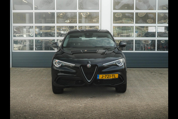Alfa Romeo Stelvio 2.0 Turbo Aut. AWD 200pk Super | Navi | Apple Carplay | 19" | Winter Pack | Camera | Xenon | Elektr. A-Klep