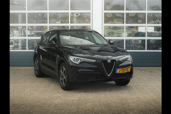 Alfa Romeo Stelvio 2.0 Turbo Aut. AWD 200pk Super | Navi | Apple Carplay | 19" | Winter Pack | Camera | Xenon | Elektr. A-Klep