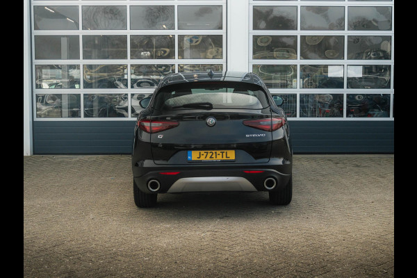 Alfa Romeo Stelvio 2.0 Turbo Aut. AWD 200pk Super | Navi | Apple Carplay | 19" | Winter Pack | Camera | Xenon | Elektr. A-Klep