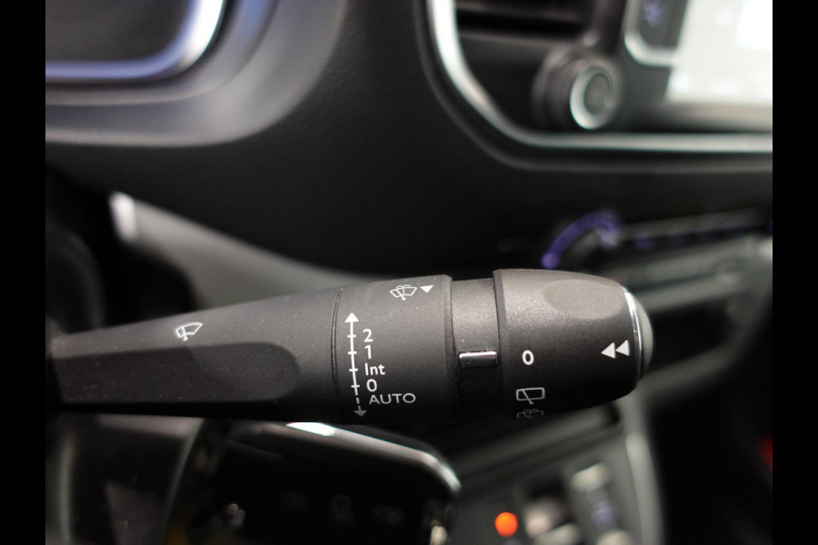 Opel Vivaro-e Combi L2H1 75 kWh e-Zafira 8 persoons  Navigatie Airco Dab  Camera 360  Cruise control  Dab  Lichtmetalen velgen Stoelverwarming