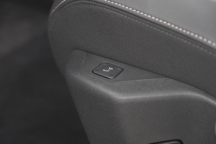 Peugeot 3008 Hybrid 136 e-DSC6 Allure | Camera | Apple Carplay | Parkeersensoren