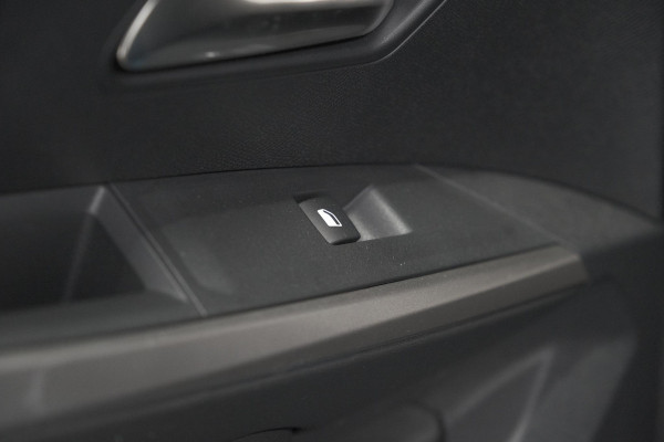 Peugeot 3008 Hybrid 136 e-DSC6 Allure | Camera | Apple Carplay | Parkeersensoren