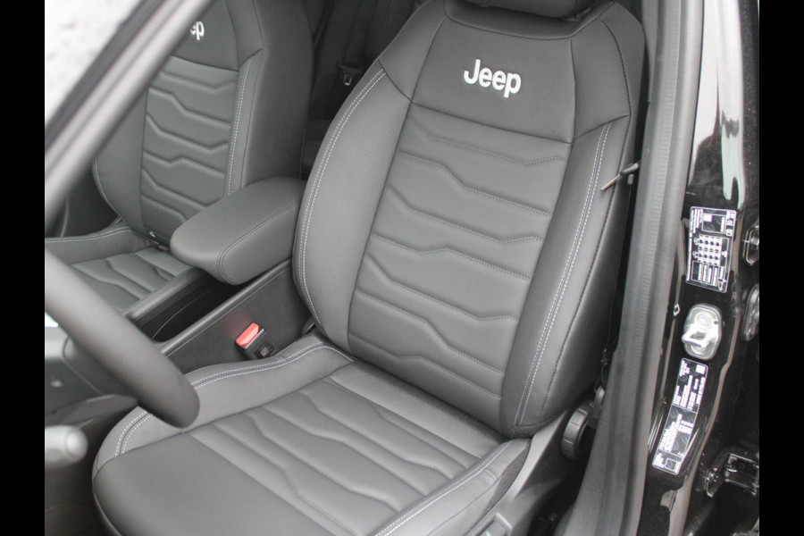 Jeep Avenger Summit 54 kWh | Leder | Apple Carplay | 18"