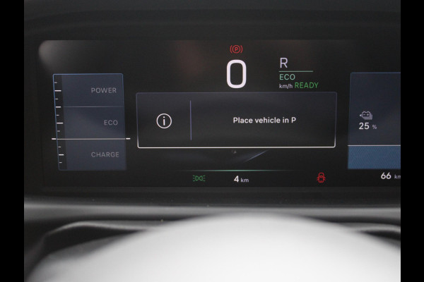 Jeep Avenger Summit 54 kWh | Leder | Apple Carplay | 18"