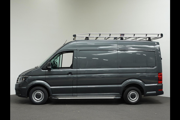 Volkswagen Crafter 30 2.0 TDI L3H3 Highline Trekhaak Apple Carplay Navigatie Cruise Control Camera MF Stuurwiel imperiaal + Trap