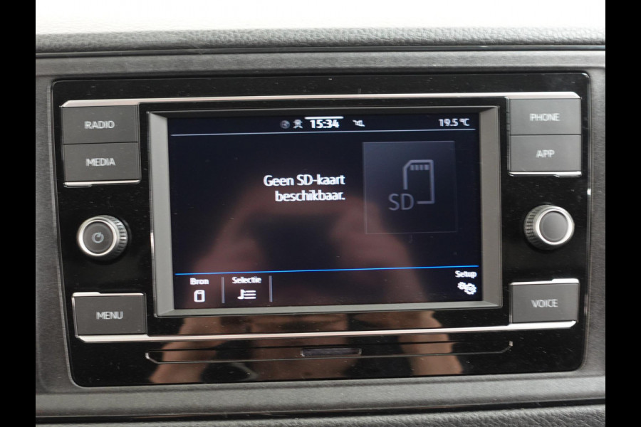 Volkswagen Crafter 30 2.0 TDI L3H3 Highline Trekhaak Apple Carplay Navigatie Cruise Control Camera MF Stuurwiel imperiaal + Trap
