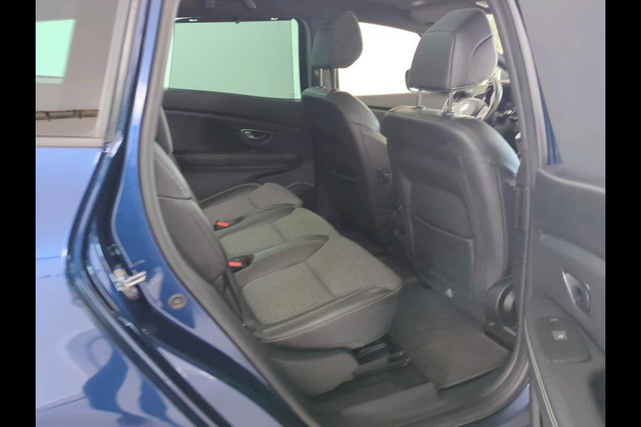 Renault Scénic 1.3 TCe 140 EDC Intens NL AUTO | TREKHAAK | PANO | CAMERA |