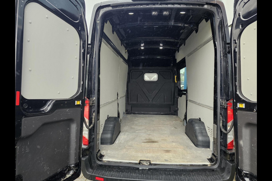 Ford Transit 350 2.0 TDCI L3H3 Limited 185pk Automaat | Xenon | Trekhaak | Navigatie | Camera | Stoelverwarming